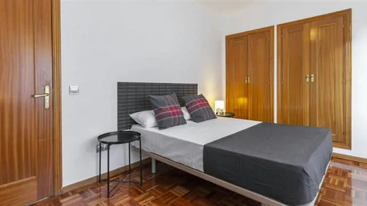 Rooms in Madrid Hortaleza - photo 3