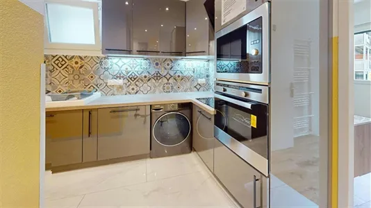 Rooms in Saint-Julien-en-Genevois - photo 9