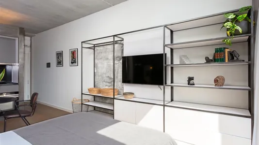 Apartments in Barcelona Eixample - photo 4