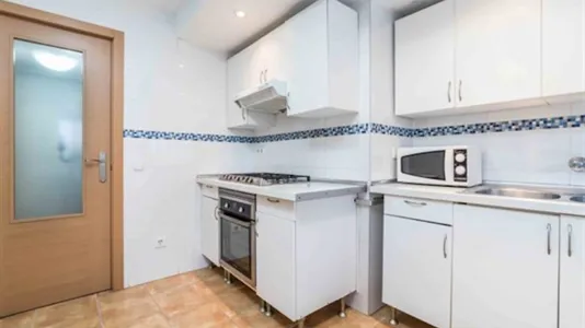 Rooms in la Fontsanta - photo 5