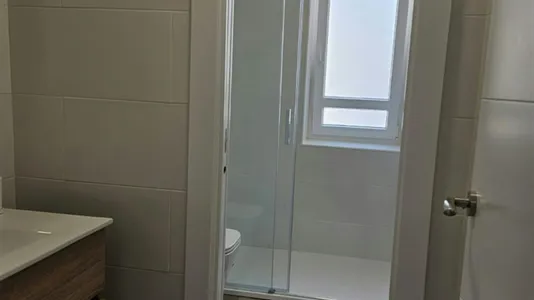 Rooms in Zaragoza - photo 10