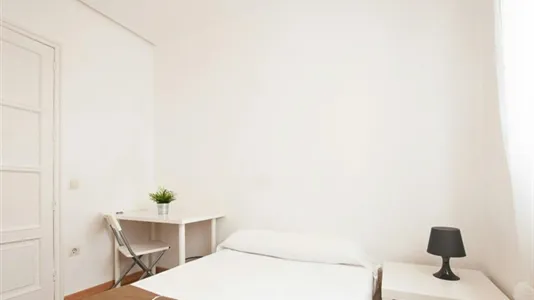 Rooms in Madrid Salamanca - photo 5