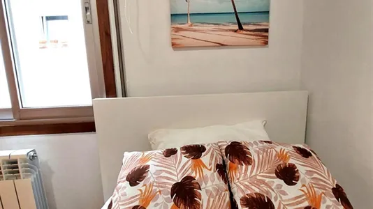 Rooms in Madrid Hortaleza - photo 10