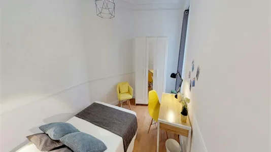 Rooms in Paris 17ème arrondissement - photo 3