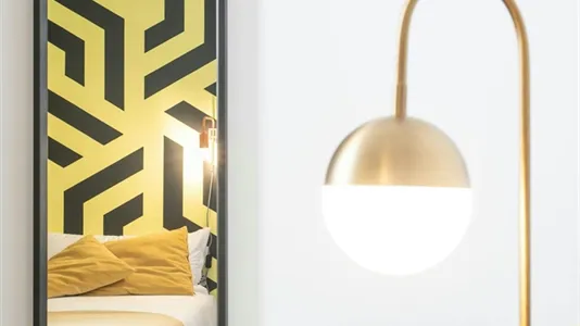 Rooms in Barcelona Ciutat Vella - photo 4