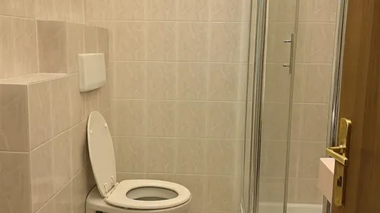 Rooms in Novara - photo 3