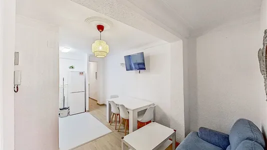 Rooms in Zaragoza - photo 9