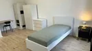 Room for rent, Berlin Mitte, Berlin, <span class="blurred street" onclick="ProcessAdRequest(14559478)"><span class="hint">See streetname</span>[xxxxxxxxxxxxx]</span>