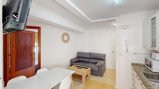 Rooms in Jerez de la Frontera - photo 8