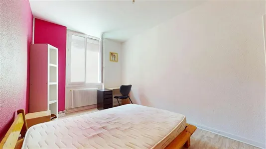 Apartments in Saint-Étienne - photo 9