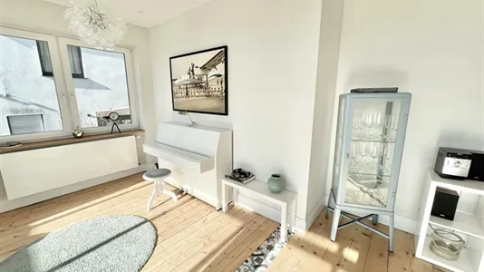 Houses in Hochtaunuskreis - photo 8