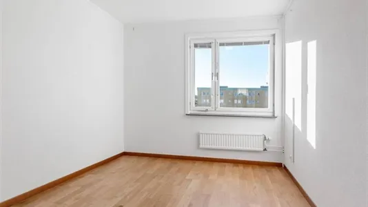 Apartments in Stockholm West - photo 11