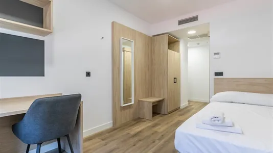 Rooms in Madrid Moncloa-Aravaca - photo 8