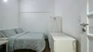 Room for rent, Lisbon (region), &lt;span class=&quot;blurred street&quot; onclick=&quot;ProcessAdRequest(7743861)&quot;&gt;&lt;span class=&quot;hint&quot;&gt;See streetname&lt;/span&gt;[xxxxxxxxxxxxx]&lt;/span&gt;