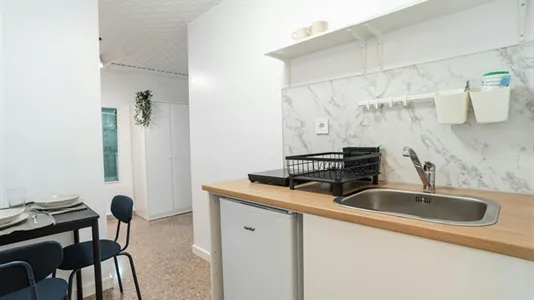 Rooms in Mislata - photo 5