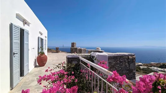 Houses in Sifnos - photo 4