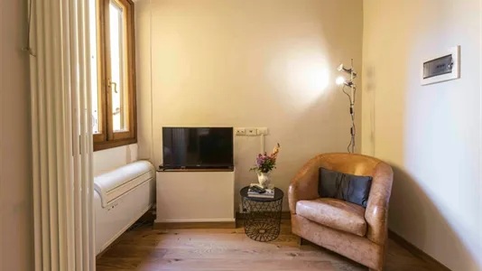 Apartments in Florence - photo 2