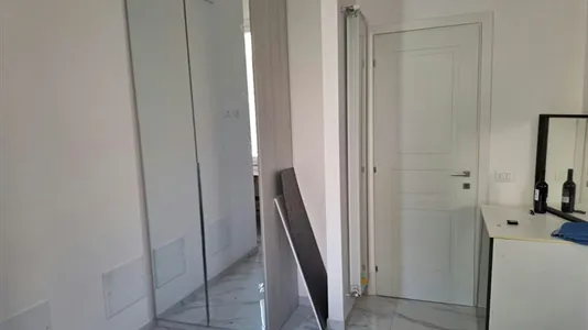 Rooms in Roma Municipio II – Parioli/Nomentano - photo 4