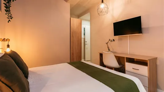 Rooms in Barcelona Sarrià-St. Gervasi - photo 5