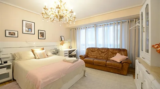 Rooms in Bilbao - photo 5