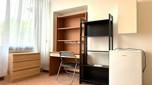 Rooms in Roma Municipio XI – Arvalia/Portuense - photo 4