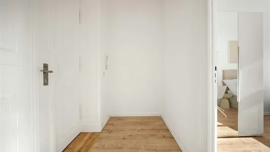 Apartments in Location is not specified - photo 6