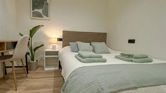 Apartments in Barcelona Ciutat Vella - photo 7