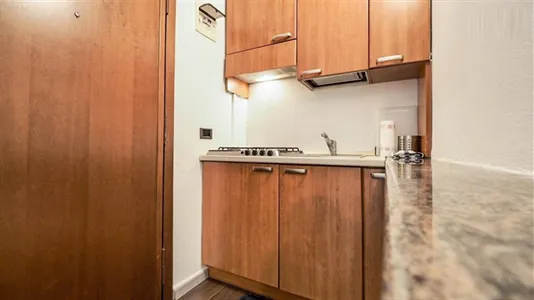 Apartments in Milano Zona 8 - Fiera, Gallaratese, Quarto Oggiaro - photo 8