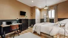 Room for rent, Barcelona Eixample, Barcelona, &lt;span class=&quot;blurred street&quot; onclick=&quot;ProcessAdRequest(13275095)&quot;&gt;&lt;span class=&quot;hint&quot;&gt;See streetname&lt;/span&gt;[xxxxxxxxxxxxx]&lt;/span&gt;