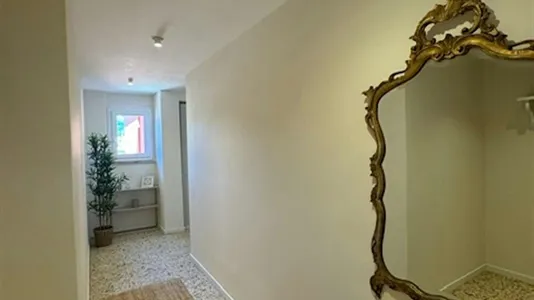 Rooms in La Spezia - photo 2