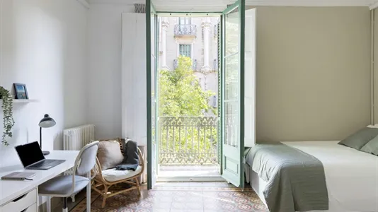 Rooms in Barcelona Eixample - photo 8