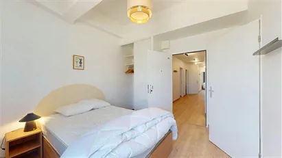 Room for rent in Pontoise, Île-de-France