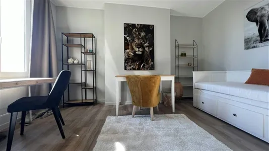 Rooms in Brussels Sint-Jans-Molenbeek - photo 3