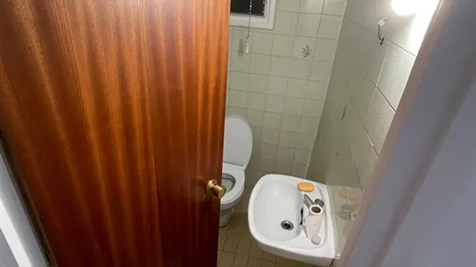 Rooms in Barcelona Eixample - photo 9