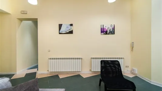 Rooms in Madrid Chamberí - photo 10