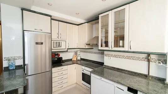 Rooms in Madrid Chamberí - photo 9