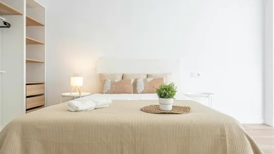 Rooms in Valencia L'Eixample - photo 4