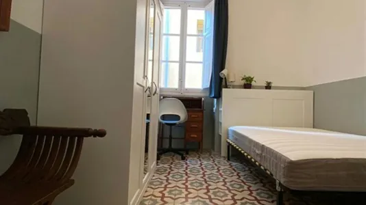 Rooms in Valencia Ciutat Vella - photo 5