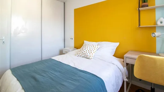 Rooms in Saint-Denis - photo 4