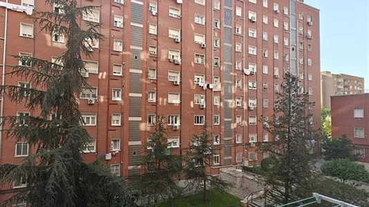 Rooms in Madrid Retiro - photo 9