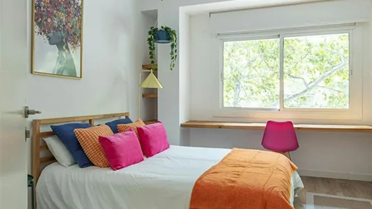 Rooms in Barcelona Eixample - photo 3