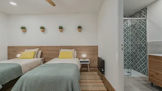 Rooms in Cornellà de Llobregat - photo 3