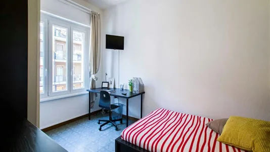 Rooms in Milano Zona 8 - Fiera, Gallaratese, Quarto Oggiaro - photo 4