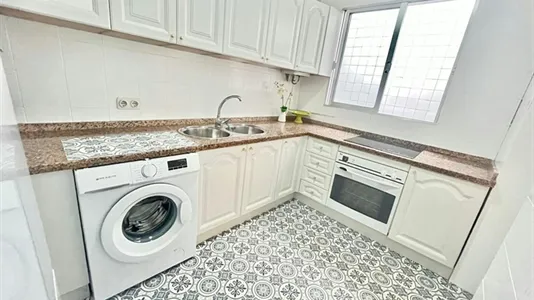 Rooms in Santiponce - photo 10