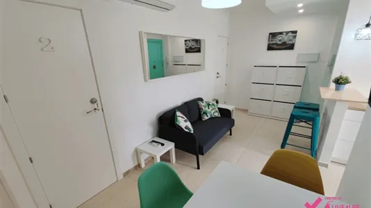 Rooms in Granada - photo 7