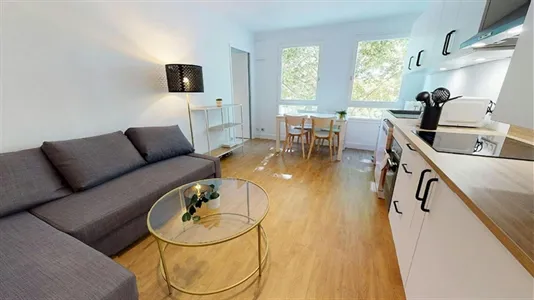 Rooms in Lyon - photo 4