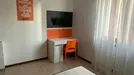 Room for rent, Verona, Veneto, &lt;span class=&quot;blurred street&quot; onclick=&quot;ProcessAdRequest(9011291)&quot;&gt;&lt;span class=&quot;hint&quot;&gt;See streetname&lt;/span&gt;[xxxxxxxxxxxxx]&lt;/span&gt;