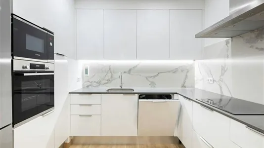 Apartments in Barcelona Eixample - photo 9