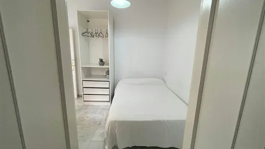 Rooms in El Fontanal - photo 10