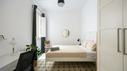 Rooms in Barcelona Eixample - photo 2